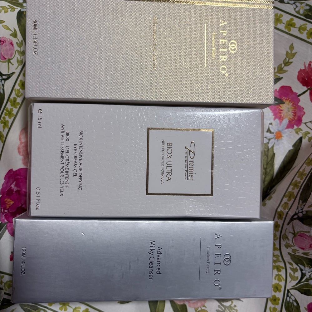 Advanced Milky Cleanser - Silver